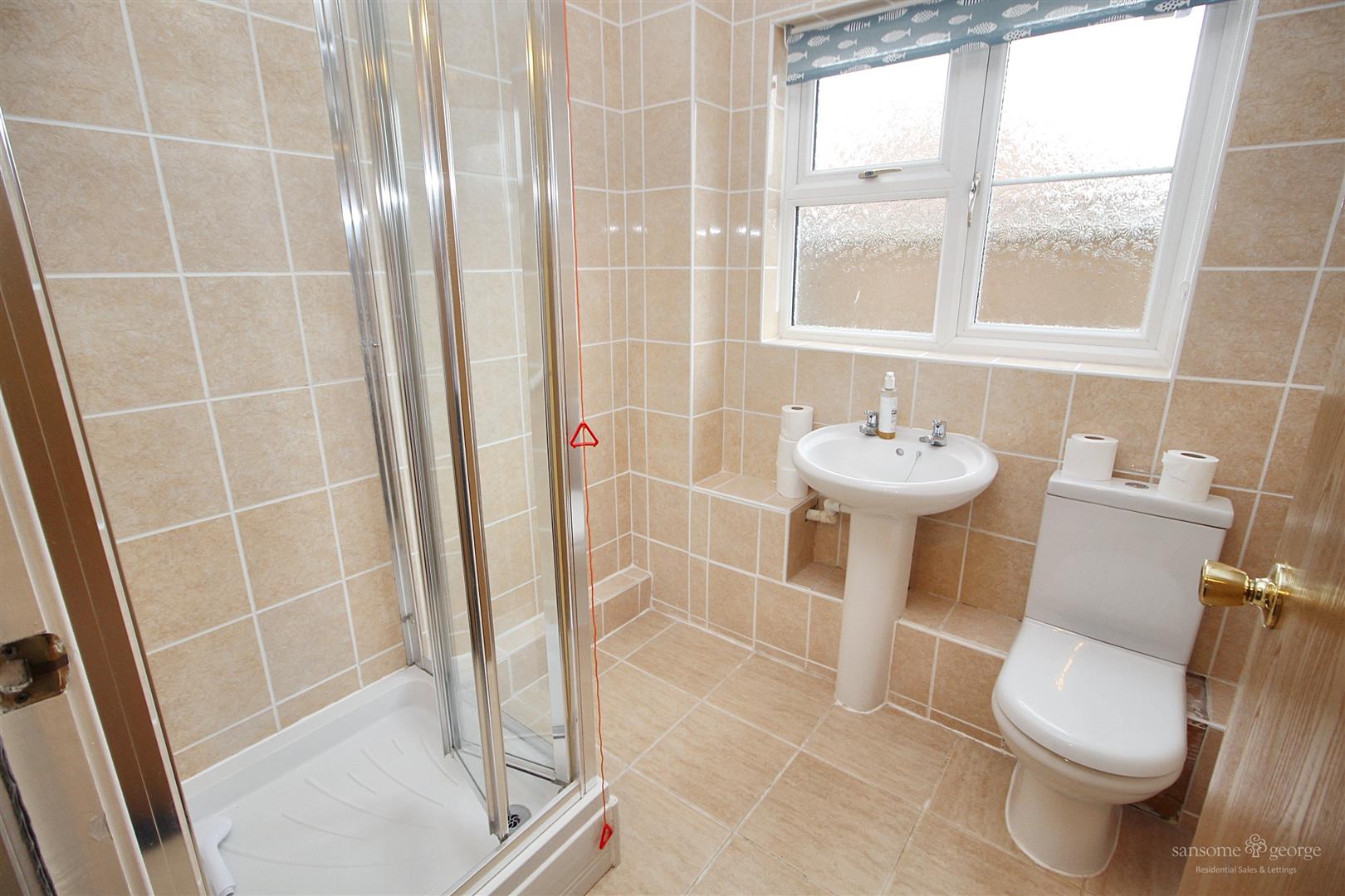 Condor Close, Tilehurst, Reading